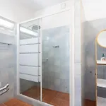 Luxury Oceanfront In - Next To Apartman